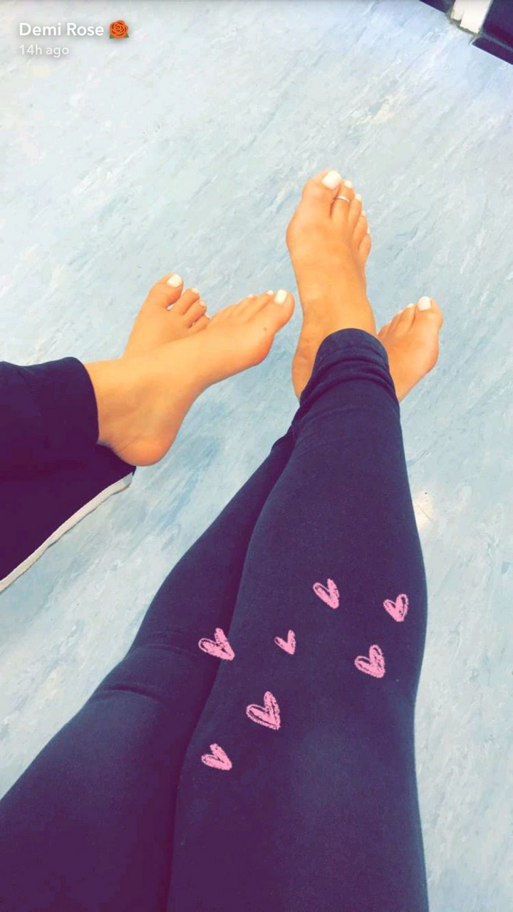 Demi Rose Mawby Feet